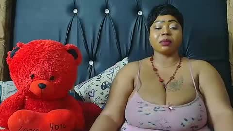 humongoustitss500929 online show from 2, 10, 2025