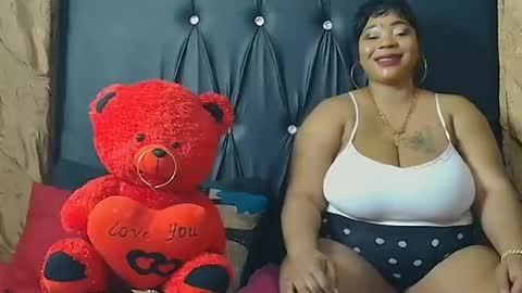 humongoustitss500929 online show from 10, 10, 2025