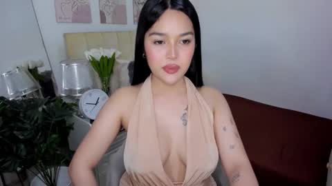 Snapshot of humprheylopez chatting on 22, 12, 2025 Humphrey Lopez online show from 22, 12, 2025