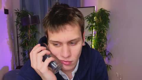 Hunter steele online show from 24, 10, 2025