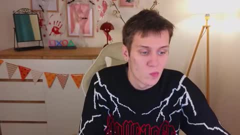 Hunter steele online show from 26, 10, 2025