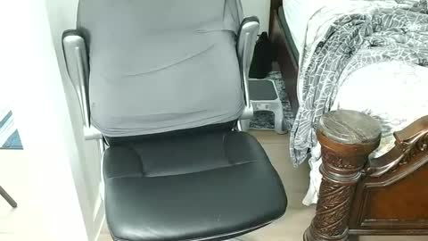 hung74u online show from 28, 9, 2025