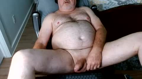 Snapshot of hung956 chatting on 5, 7, 2026 hung and thick online show from 5, 7, 2026