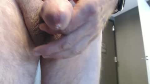 Snapshot of hung_hot_fit10 chatting on 25, 5, 2026 Big uncut cock dripping online show from 25, 5, 2026