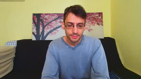 Snapshot of hungeddy chatting on 12, 10, 2025 Eddy online show from 12, 10, 2025