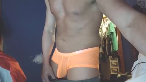 hunglikeray2286 online show from 24, 5, 2026