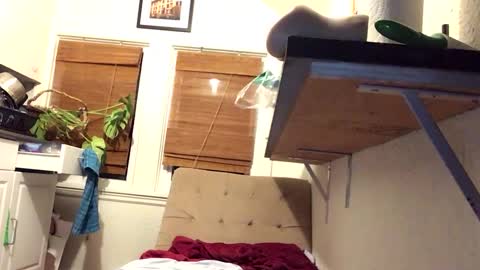 Snapshot of hunglordy chatting on 22, 2, 2025 Long and Ready online show from 22, 2, 2025