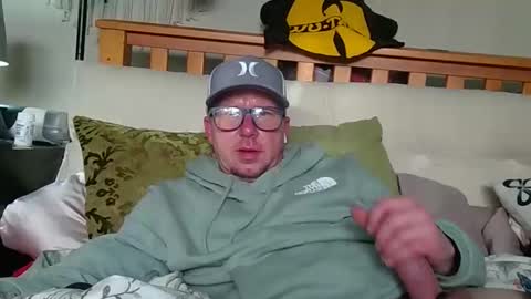 Snapshot of hungsingledad79 chatting on 17, 3, 2026 HuingsingleDad79 online show from 17, 3, 2026