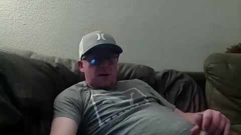 Snapshot of hungsingledad79 chatting on 18, 3, 2026 HuingsingleDad79 online show from 18, 3, 2026