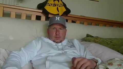 Snapshot of hungsingledad79 chatting on 20, 3, 2026 HuingsingleDad79 online show from 20, 3, 2026