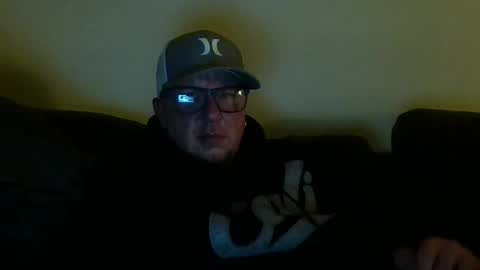 Snapshot of hungsingledad79 chatting on 26, 3, 2026 HuingsingleDad79 online show from 26, 3, 2026