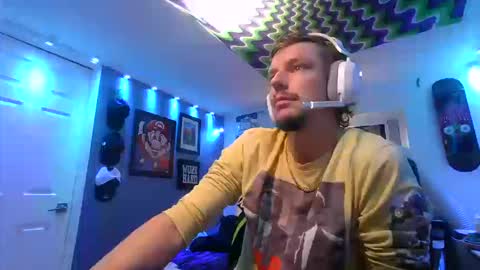 hungtxcock92 online show from 10, 10, 2025