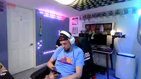 hungtxcock92 online show from 11, 3, 2026