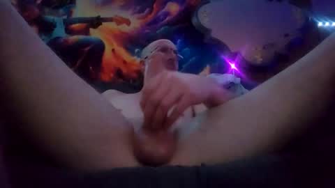 Snapshot of hungwell138 chatting on 2, 4, 2026 Hungwell138 online show from 2, 4, 2026