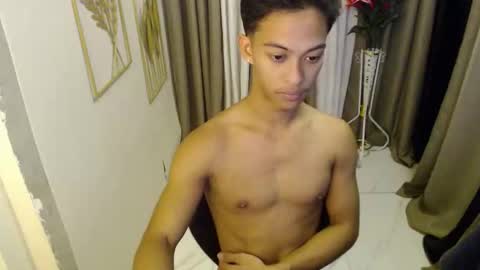 Snapshot of hunk_edward chatting on 26, 4, 2026 hunk_edward online show from 26, 4, 2026