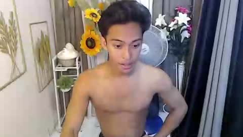 Snapshot of hunk_edward chatting on 14, 5, 2026 hunk_edward online show from 14, 5, 2026