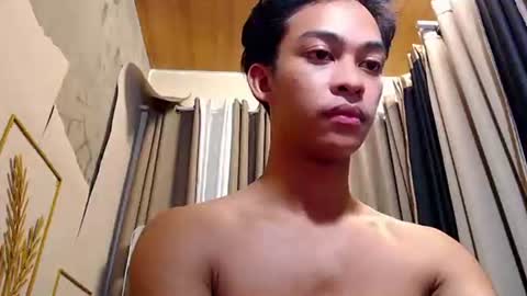 Snapshot of hunk_edward chatting on 27, 5, 2026 hunk_edward online show from 27, 5, 2026