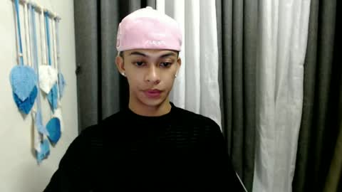 Snapshot of hunk_edward chatting on 27, 6, 2026 hunk_edward online show from 27, 6, 2026