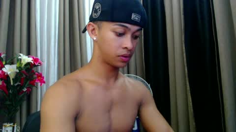 Snapshot of hunk_edward chatting on 30, 6, 2026 hunk_edward online show from 30, 6, 2026