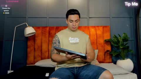 Snapshot of hunk_ryan chatting on 4, 2, 2025 hunk_ryan online show from 4, 2, 2025