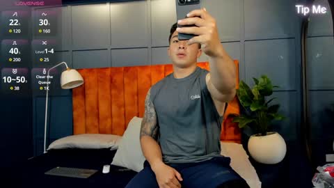 Snapshot of hunk_ryan chatting on 5, 2, 2025 hunk_ryan online show from 5, 2, 2025