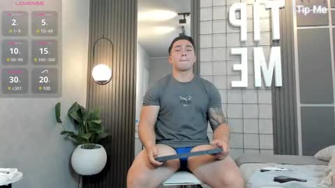 Snapshot of hunk_ryan chatting on 25, 2, 2025 hunk_ryan online show from 25, 2, 2025