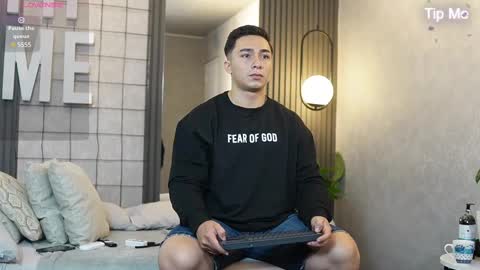 Snapshot of hunk_ryan chatting on 5, 3, 2025 hunk_ryan online show from 5, 3, 2025