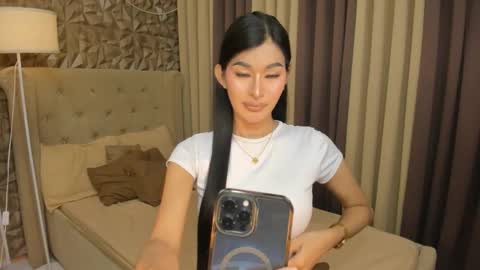 Snapshot of hunkhomerontop chatting on 19, 11, 2025 hunkhomerontop online show from 19, 11, 2025