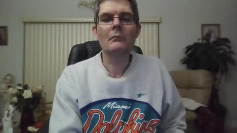 hunkmasclefad458 online show from 23, 2, 2026
