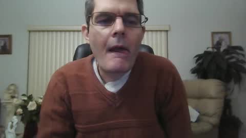 hunkmasclefad458 online show from 24, 2, 2026