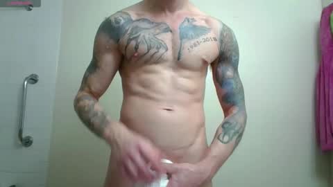 Snapshot of hunkwithglasses chatting on 3, 2, 2026 Wh8teboi online show from 3, 2, 2026