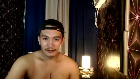 Snapshot of hunkylloyd chatting on 12, 12, 2024 hunkylloyd online show from 12, 12, 2024