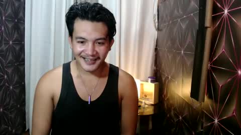 Snapshot of hunkylloyd chatting on 2, 1, 2025 hunkylloyd online show from 2, 1, 2025