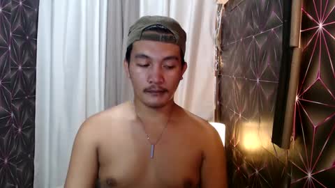 Snapshot of hunkylloyd chatting on 4, 1, 2025 hunkylloyd online show from 4, 1, 2025