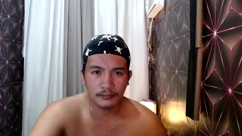 Snapshot of hunkylloyd chatting on 18, 1, 2025 hunkylloyd online show from 18, 1, 2025