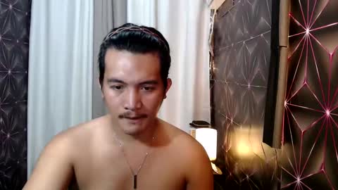 Snapshot of hunkylloyd chatting on 4, 2, 2025 hunkylloyd online show from 4, 2, 2025