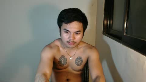 hunkyzeus online show from 4, 1, 2025