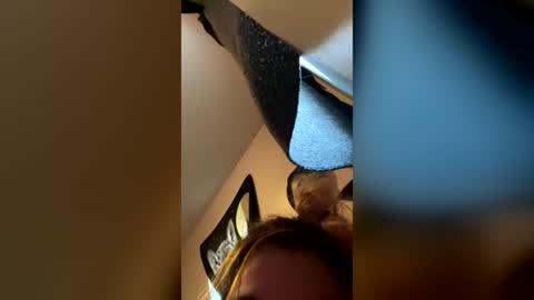 hunterbelle online show from 4, 7, 2026