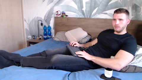 Hunter Bridges online show from 28, 1, 2025