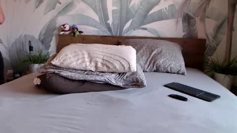 Hunter Bridges online show from 6, 2, 2025