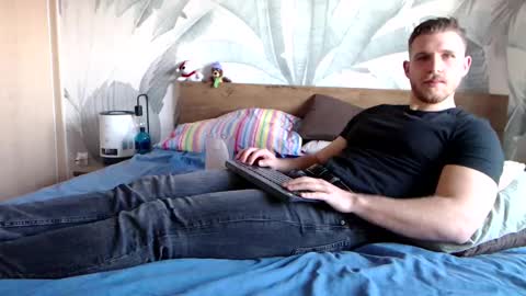 Hunter Bridges online show from 1, 3, 2025