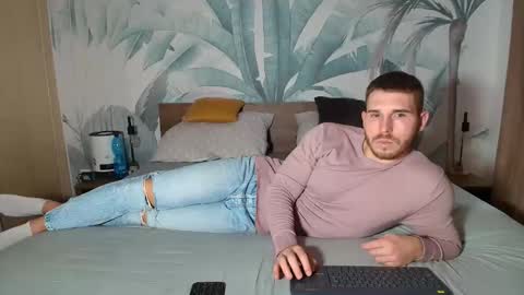 Hunter Bridges online show from 4, 12, 2025