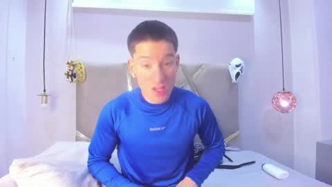 Snapshot of hunterheat_ chatting on 16, 10, 2025 hunterheat_ online show from 16, 10, 2025