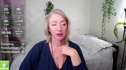 Snapshot of hunters_woman chatting on 18, 10, 2025 Irena online show from 18, 10, 2025