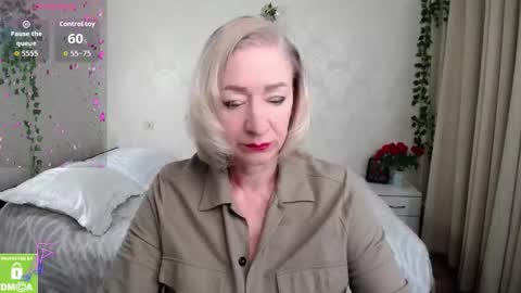 Snapshot of hunters_woman chatting on 4, 11, 2025 Irena online show from 4, 11, 2025