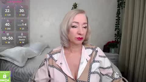 Snapshot of hunters_woman chatting on 17, 11, 2025 Irena online show from 17, 11, 2025