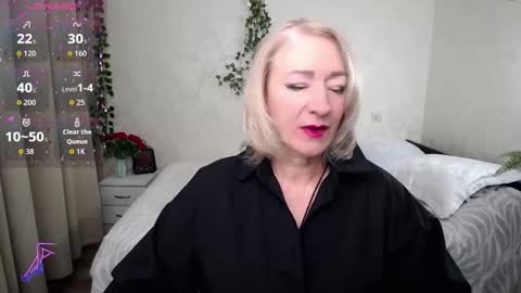 Snapshot of hunters_woman chatting on 22, 11, 2025 Irena online show from 22, 11, 2025