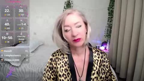 Snapshot of hunters_woman chatting on 22, 12, 2025 Irena online show from 22, 12, 2025