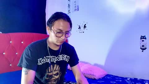 husbands_horny online show from 21, 6, 2026