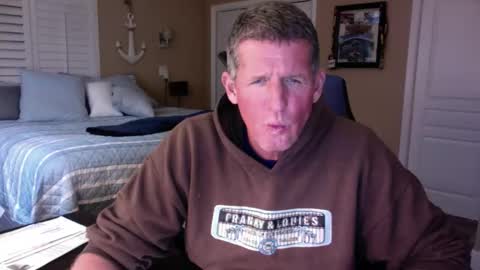 Snapshot of hvacstud4 chatting on 15, 12, 2025 hvacstud4 online show from 15, 12, 2025